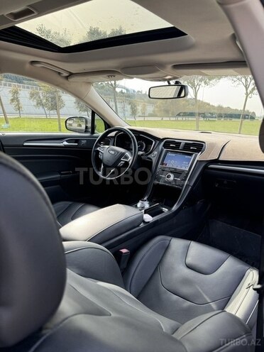Ford Fusion (North America) 2017, 220,000 km - 2.0 л - Bakı