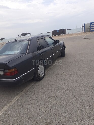 Mercedes E 200 d 1991, 423,213 km - 2.0 л - Bakı