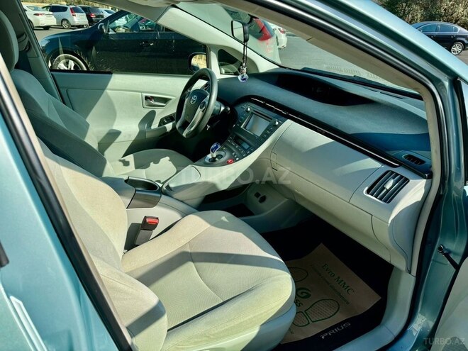 Toyota Prius 2015, 190,000 km - 1.8 l - Bakı