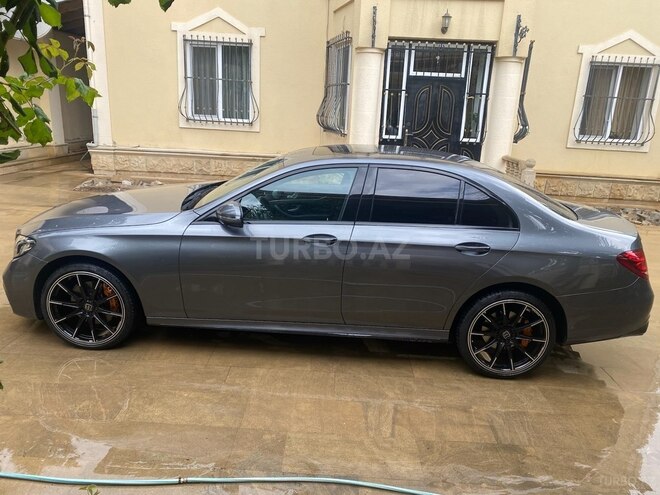 Mercedes E 300 4MATIC 2018, 59,600 km - 2.0 л - Bakı