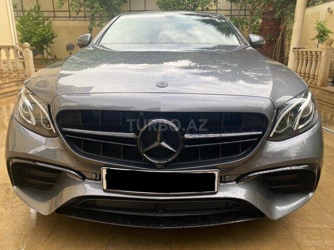 Mercedes E 300 4MATIC 2018, 59,600 km - 2.0 л - Bakı