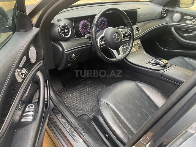 Mercedes E 300 4MATIC 2018, 59,600 km - 2.0 л - Bakı