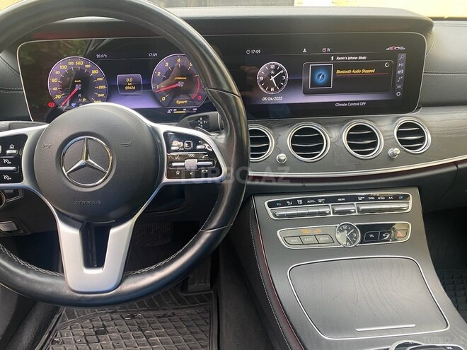 Mercedes E 300 4MATIC 2018, 59,600 km - 2.0 л - Bakı
