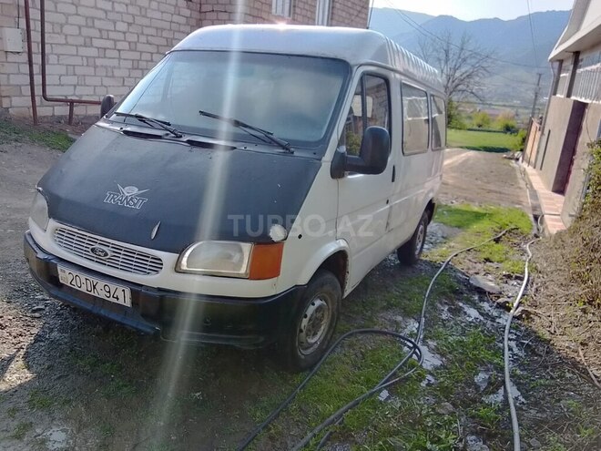 Ford Transit 1990, 322,000 km - 2.5 l - Tovuz