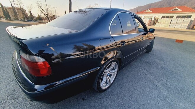 BMW 528 1997, 350,000 km - 2.8 l - Zaqatala