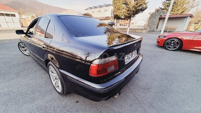 BMW 528 1997, 350,000 km - 2.8 l - Zaqatala