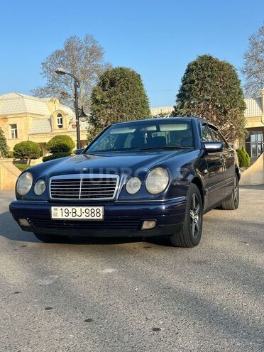 Mercedes E 240 1997, 475,663 km - 2.4 l - Füzuli