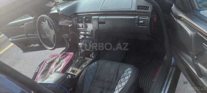 Mercedes E 240 1997, 475,663 km - 2.4 l - Füzuli
