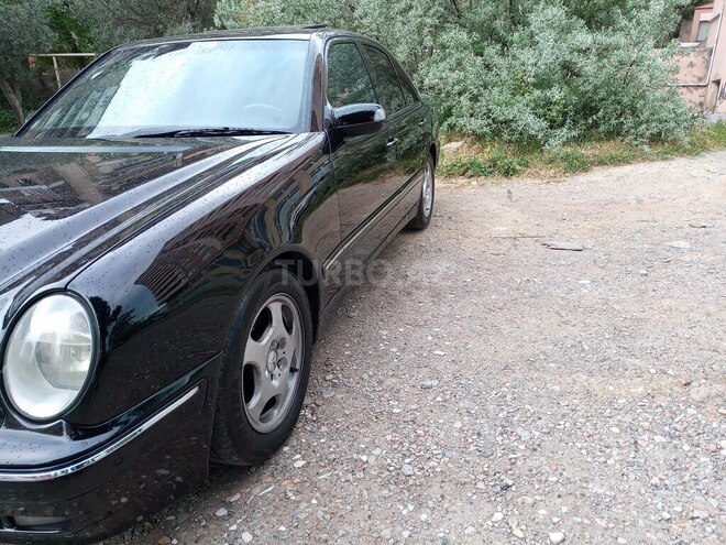 Mercedes E 270 2001, 440,000 km - 2.7 l - Bakı