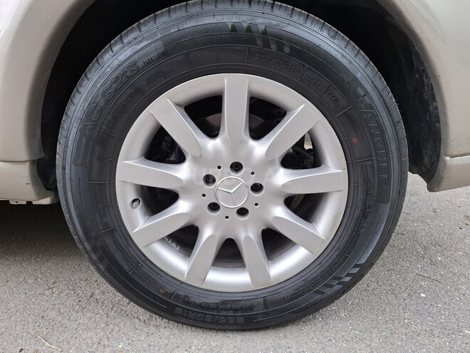 Mercedes ML 270 4MATIC 2002, 250,000 km - 2.7 л - Bakı