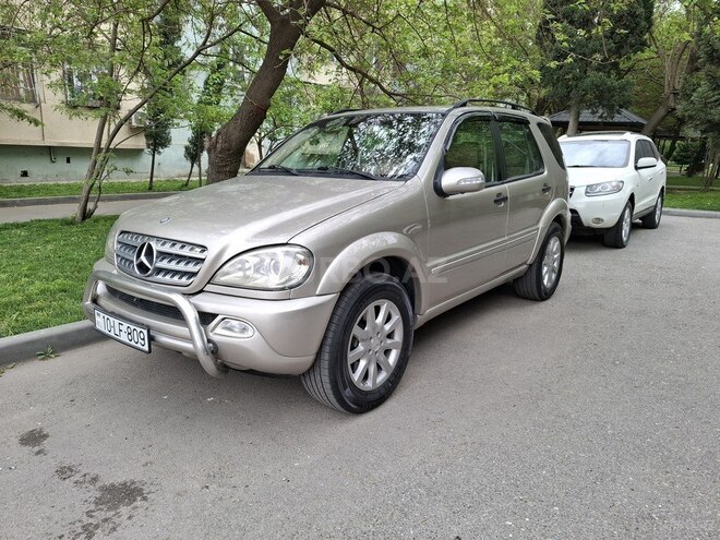 Mercedes ML 270 4MATIC 2002, 250,000 km - 2.7 л - Bakı