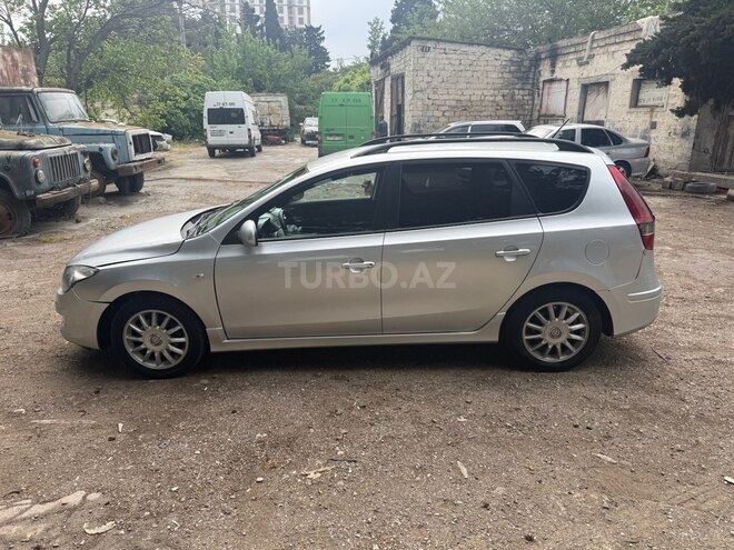 Hyundai i30 2010, 275,000 km - 1.6 l - Bakı