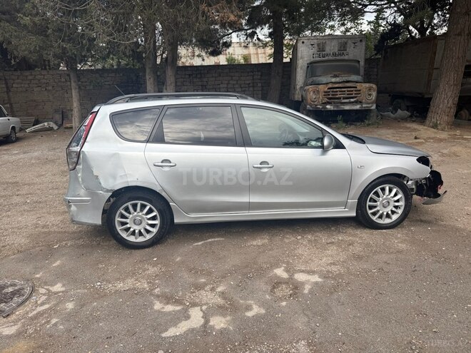 Hyundai i30 2010, 275,000 km - 1.6 l - Bakı