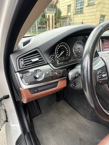 BMW 528 2015, 160,000 km - 2.0 l - Bakı