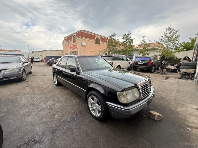 Mercedes E 290 1991, 30,000 km - 2.9 l - Sumqayıt
