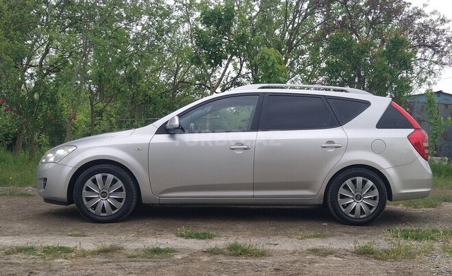 Kia Ceed 2008, 282,000 km - 1.4 л - İsmayıllı