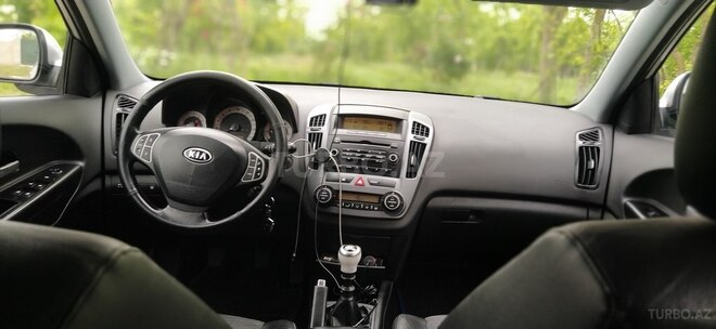 Kia Ceed 2008, 282,000 km - 1.4 л - İsmayıllı