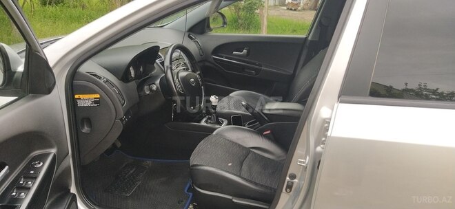 Kia Ceed 2008, 282,000 km - 1.4 л - İsmayıllı