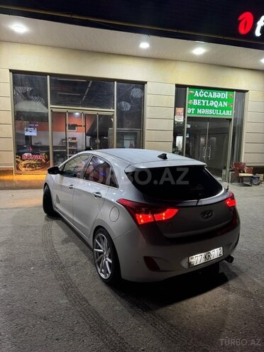 Hyundai i30 2014, 280,000 km - 1.6 l - Bakı