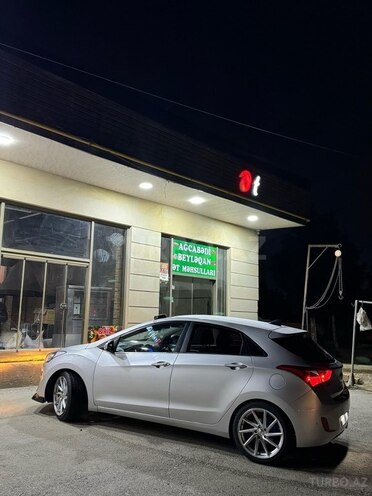 Hyundai i30 2014, 280,000 km - 1.6 l - Bakı