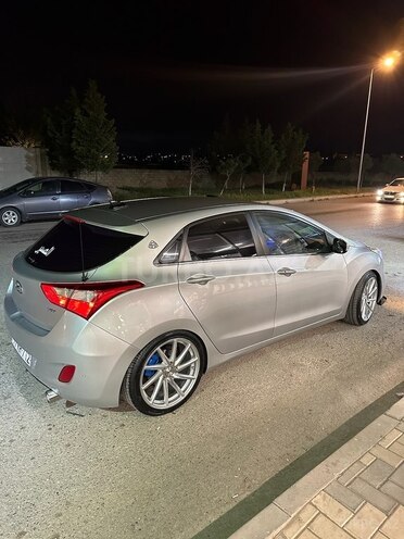 Hyundai i30 2014, 280,000 km - 1.6 l - Bakı