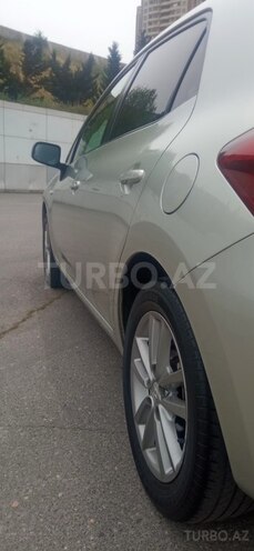 Toyota Auris 2008, 295,000 km - 1.4 l - Bakı