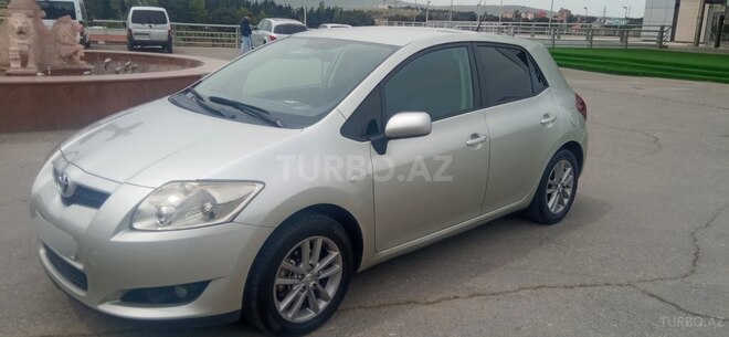 Toyota Auris 2008, 295,000 km - 1.4 l - Bakı