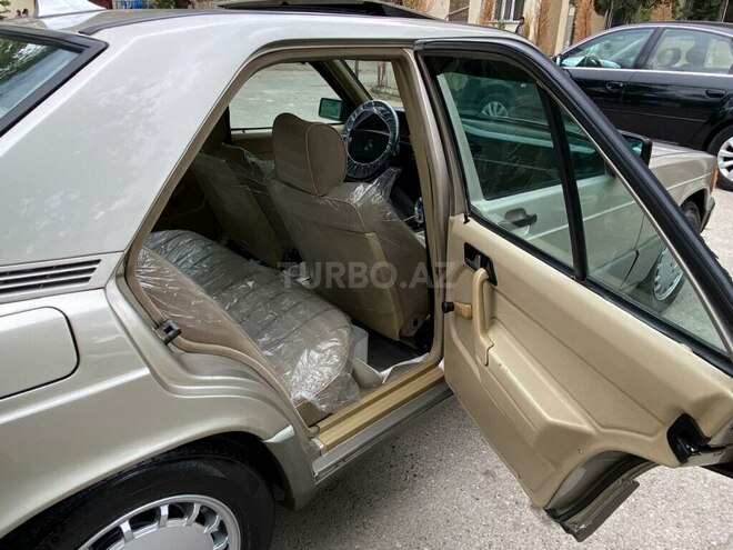 Mercedes 190 1991, 225,588 km - 2.0 л - Bakı