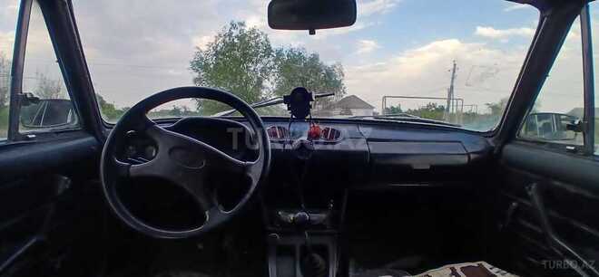 LADA (VAZ) 2106 1985, 95,000 km - 1.6 l - Salyan