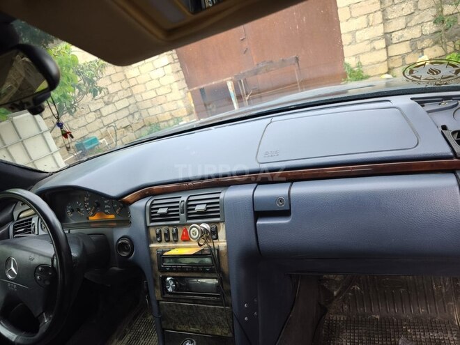 Mercedes E 290 1997, 414,300 km - 2.9 l - Bakı