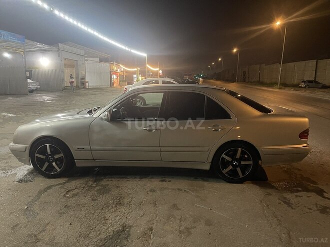 Mercedes E 220 d 2000, 200,000 km - 2.2 l - Bakı