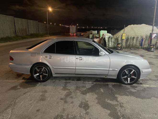 Mercedes E 220 d 2000, 200,000 km - 2.2 l - Bakı