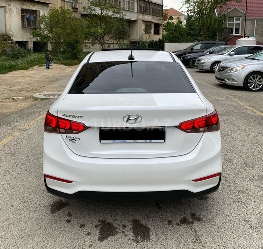 Hyundai Accent 2022, 56,055 km - 1.6 л - Bakı