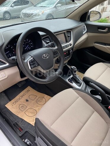 Hyundai Accent 2022, 56,055 km - 1.6 л - Bakı