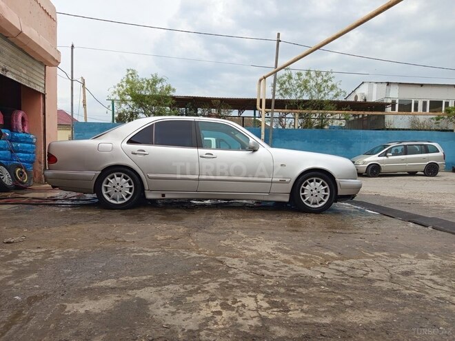 Mercedes E 280 1998, 350,000 km - 2.8 l - Bakı