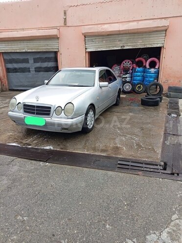 Mercedes E 280 1998, 350,000 km - 2.8 l - Bakı