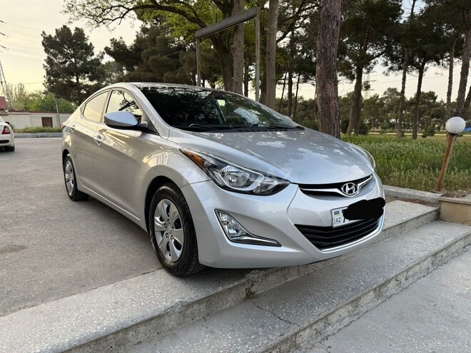 Hyundai Elantra 2015, 146,450 km - 1.8 л - Bakı