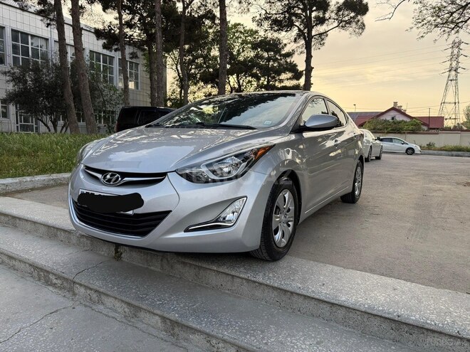 Hyundai Elantra 2015, 146,450 km - 1.8 л - Bakı