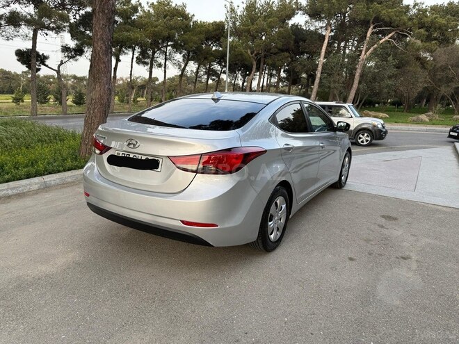 Hyundai Elantra 2015, 146,450 km - 1.8 л - Bakı