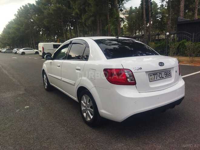 Kia Rio 2011, 198,000 km - 1.4 л - Bakı