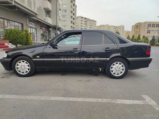 Mercedes C 240 1998, 284,000 km - 2.4 л - Bakı