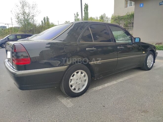 Mercedes C 240 1998, 284,000 km - 2.4 л - Bakı