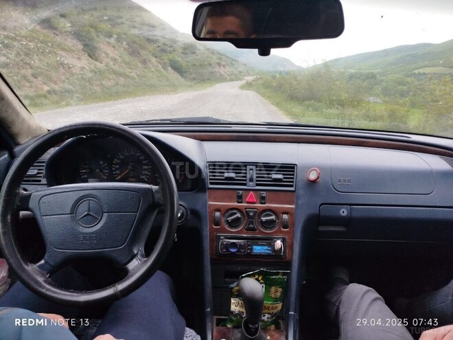 Mercedes C 180 1995, 500,000 km - 1.8 л - Quba