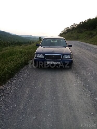 Mercedes C 180 1995, 500,000 km - 1.8 л - Quba