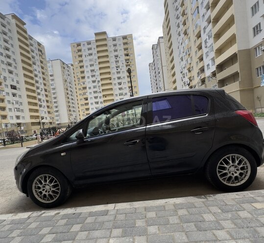 Opel Corsa 2007, 179,000 km - 1.4 l - Bakı