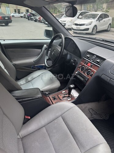 Mercedes C 220 d 1998, 733,000 km - 2.2 л - Bakı