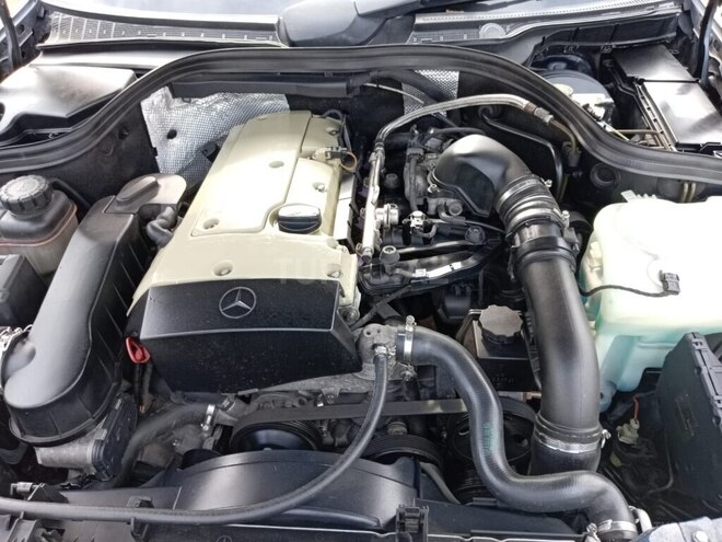 Mercedes C 200 2000, 330,000 km - 2.0 l - Qusar