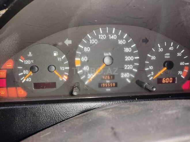 Mercedes C 180 1995, 195,559 km - 1.8 l - Füzuli