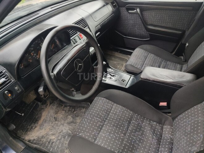 Mercedes C 180 1995, 195,559 km - 1.8 l - Füzuli