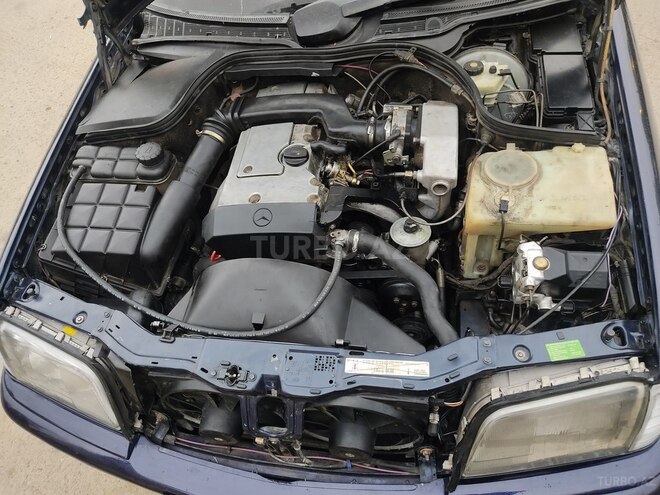Mercedes C 180 1995, 195,559 km - 1.8 l - Füzuli